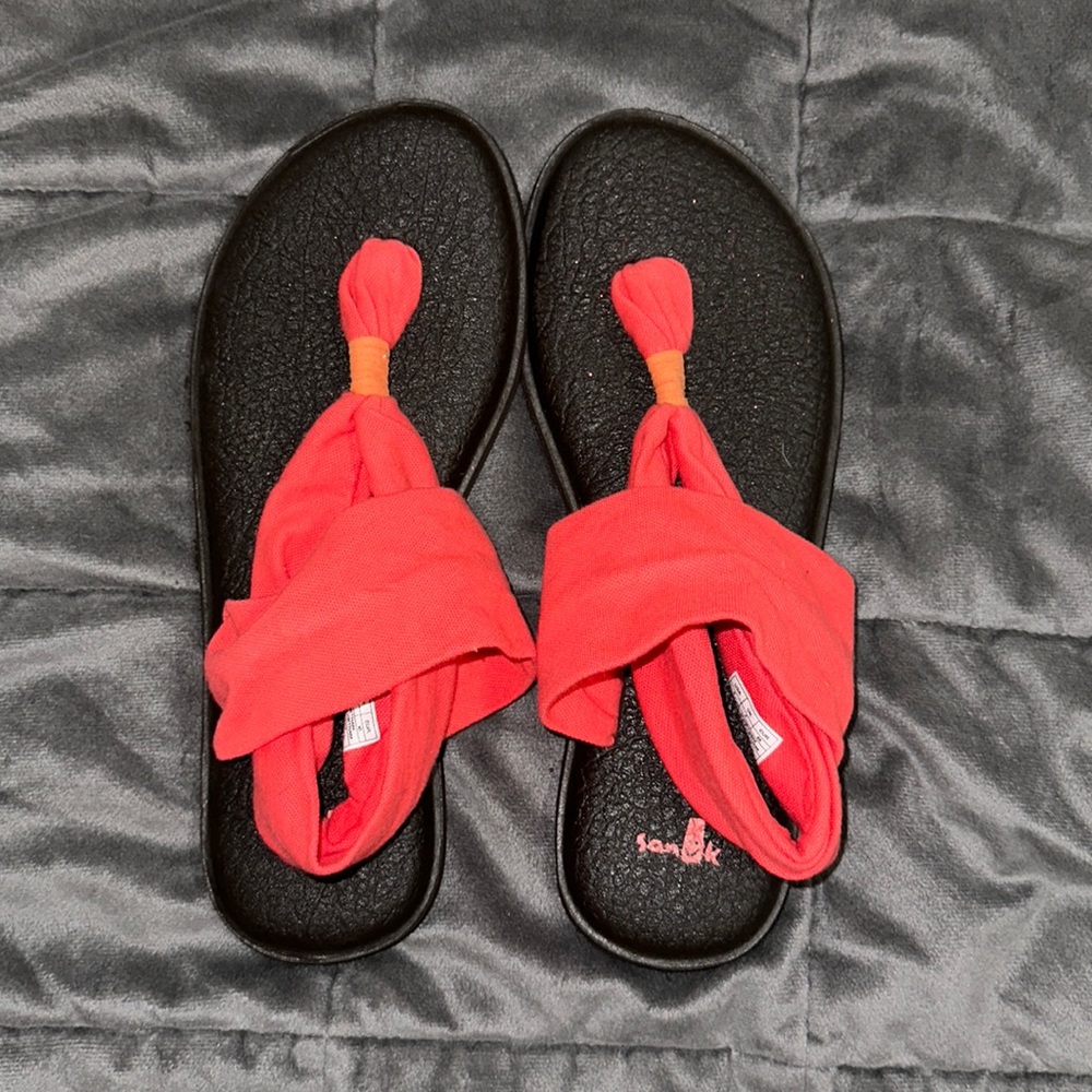 Women’s Size 9 Sanuk Sandals